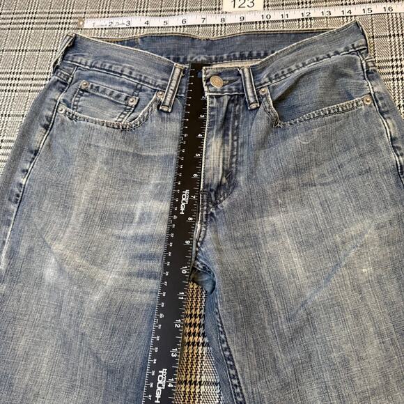 Levi's 514 Men's Jeans Light Wash Denim Straight Fit Size 29x32 - Picture 5 of 9